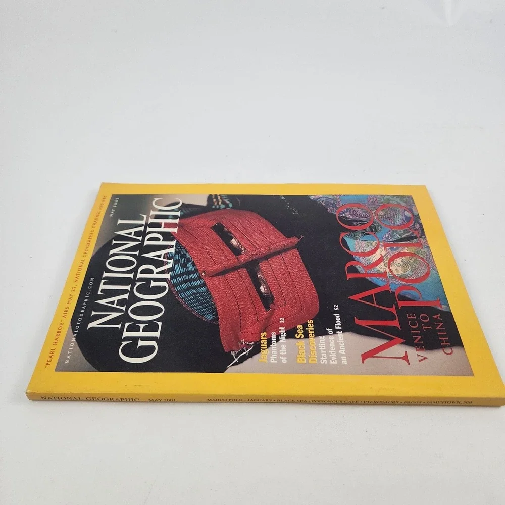 National Geographic Magazine‎ May 2001 No Insert